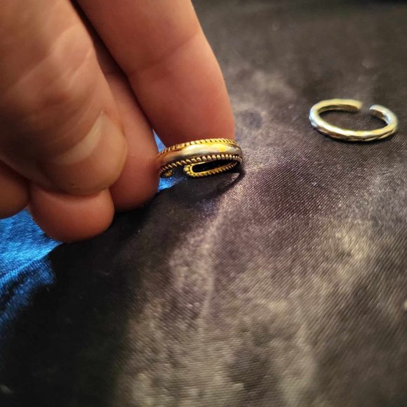 Adjustable Metal Midi Ring Toe Ring (set of 2) - Picture 3 of 4